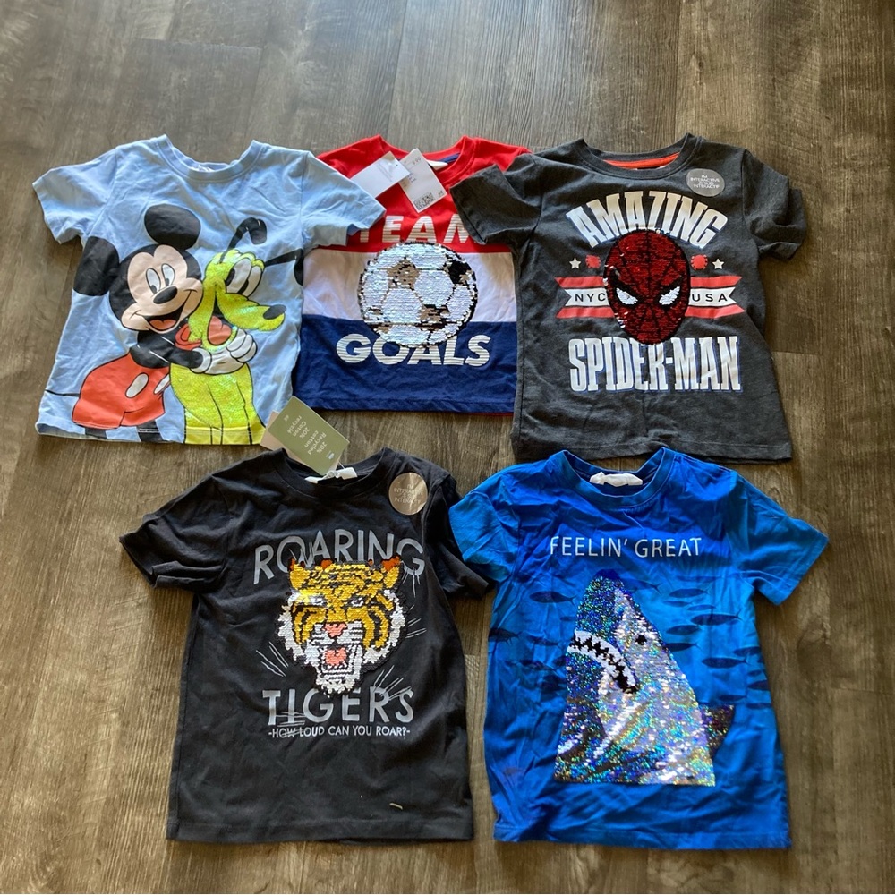 Bundle of 5 H&M 4-6 years interactive sequin kids shirts minor flaws on some